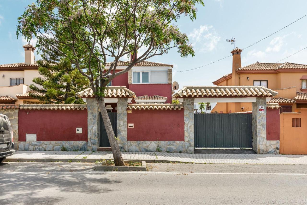 Villa Marty - Mayores De 25 Anos Chiclana de la Frontera Buitenkant foto